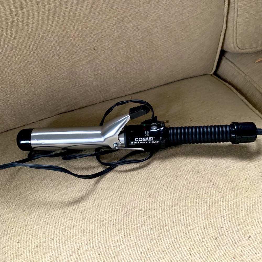 Women’s curling iron